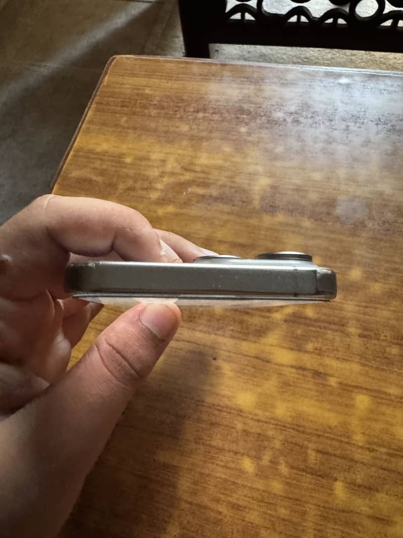 Apple iPhone 15 Pro Max 2