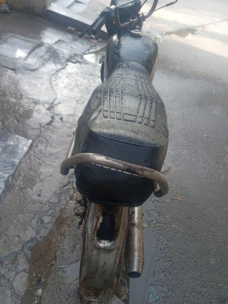 2002 Model start bike 1