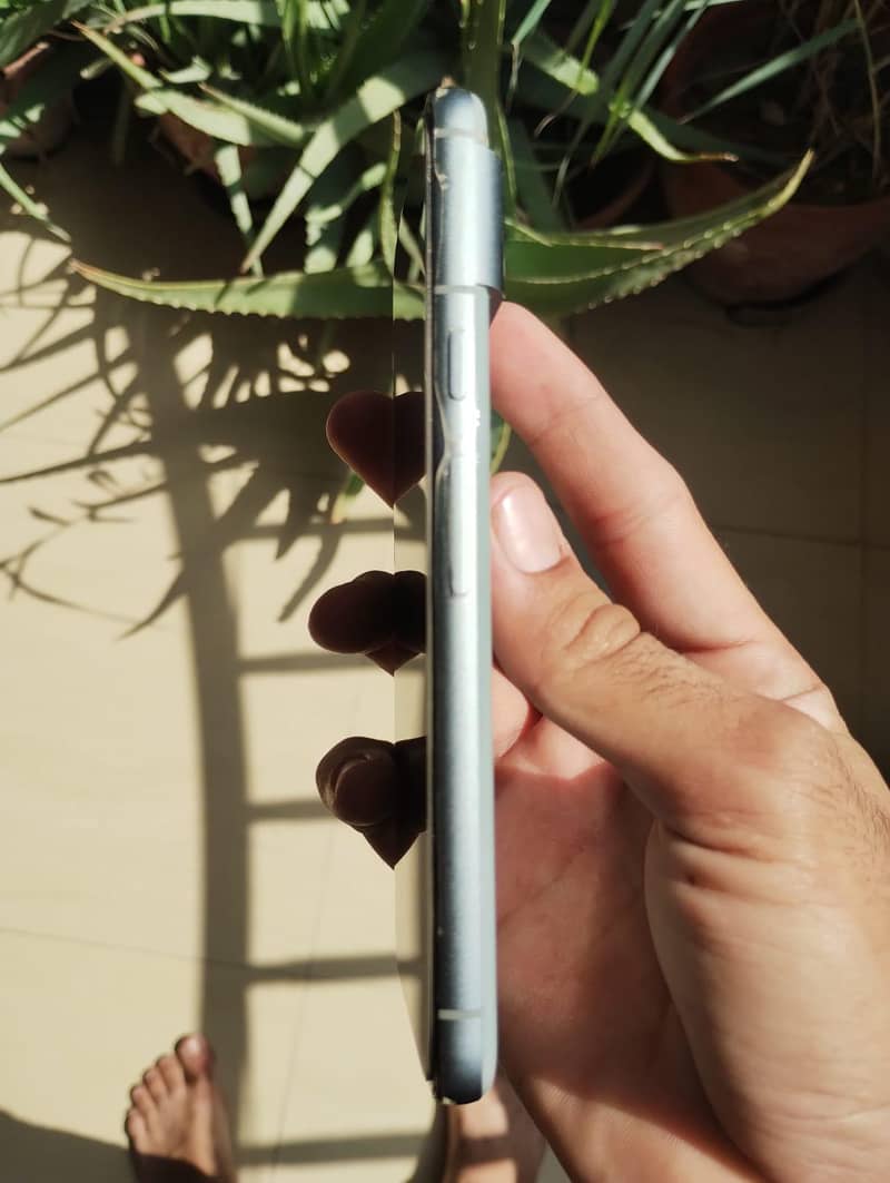 Google Pixel 8 3