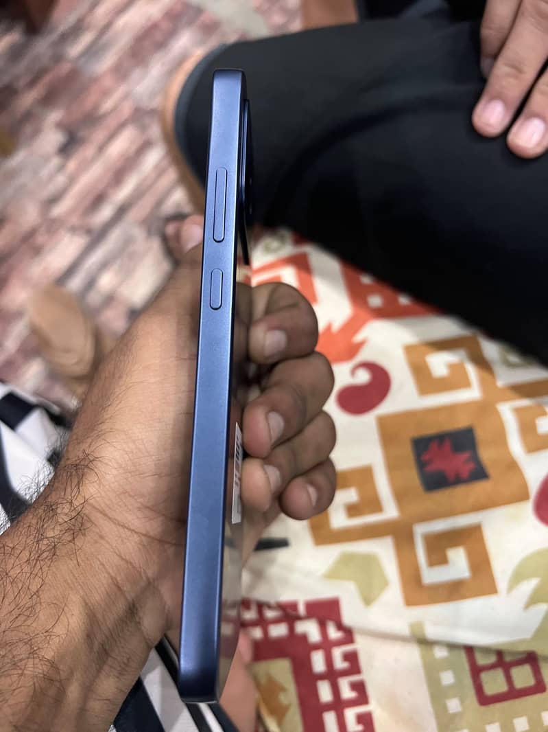 OPPO A6s 4