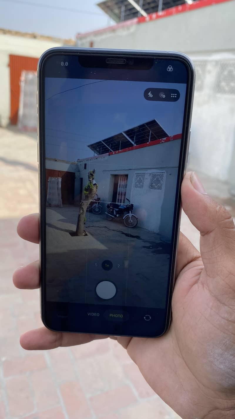 Apple iPhone 11 Pro Max 7