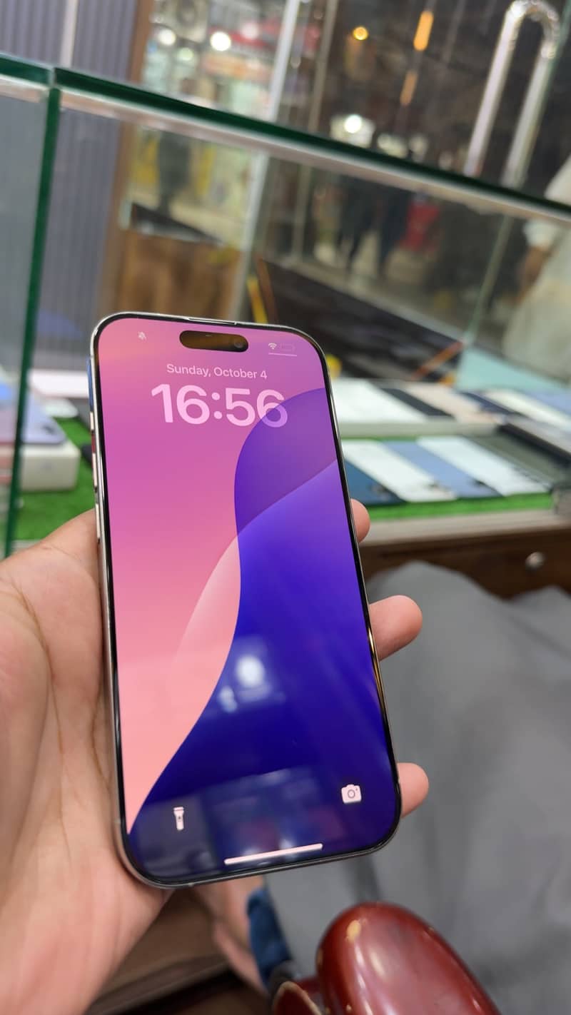 Apple iPhone 16 Pro 5