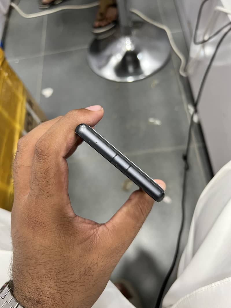 Google Pixel 7a 4