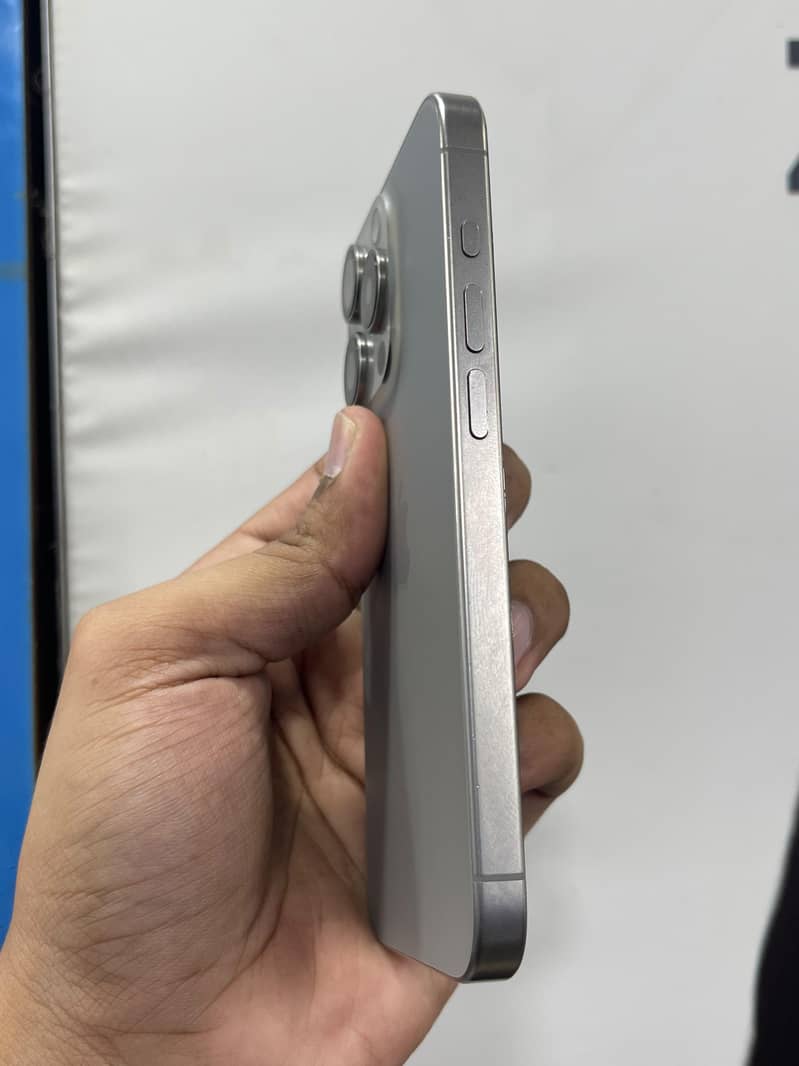 Iphone 15 pro 2