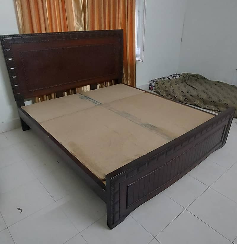 Quees Size Double Bed 1