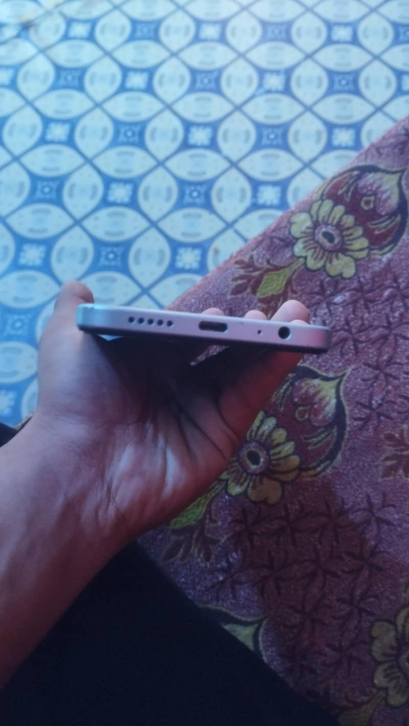 Xiaomi Redmi 15c 7
