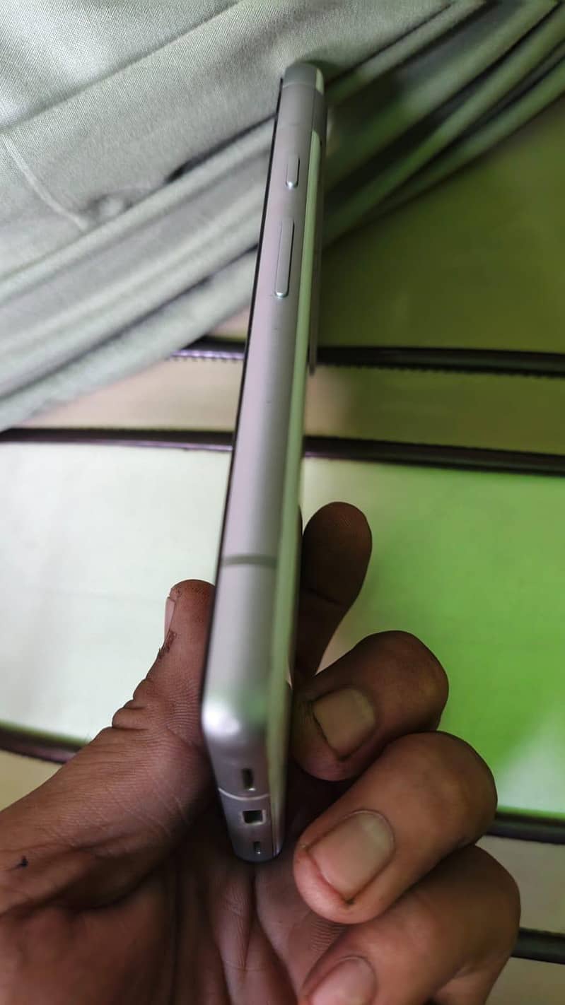 Google Pixel 7a 0