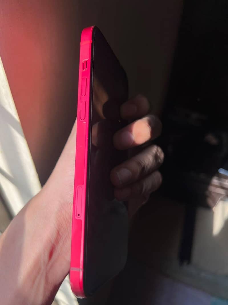 Apple iPhone 14 plus 3