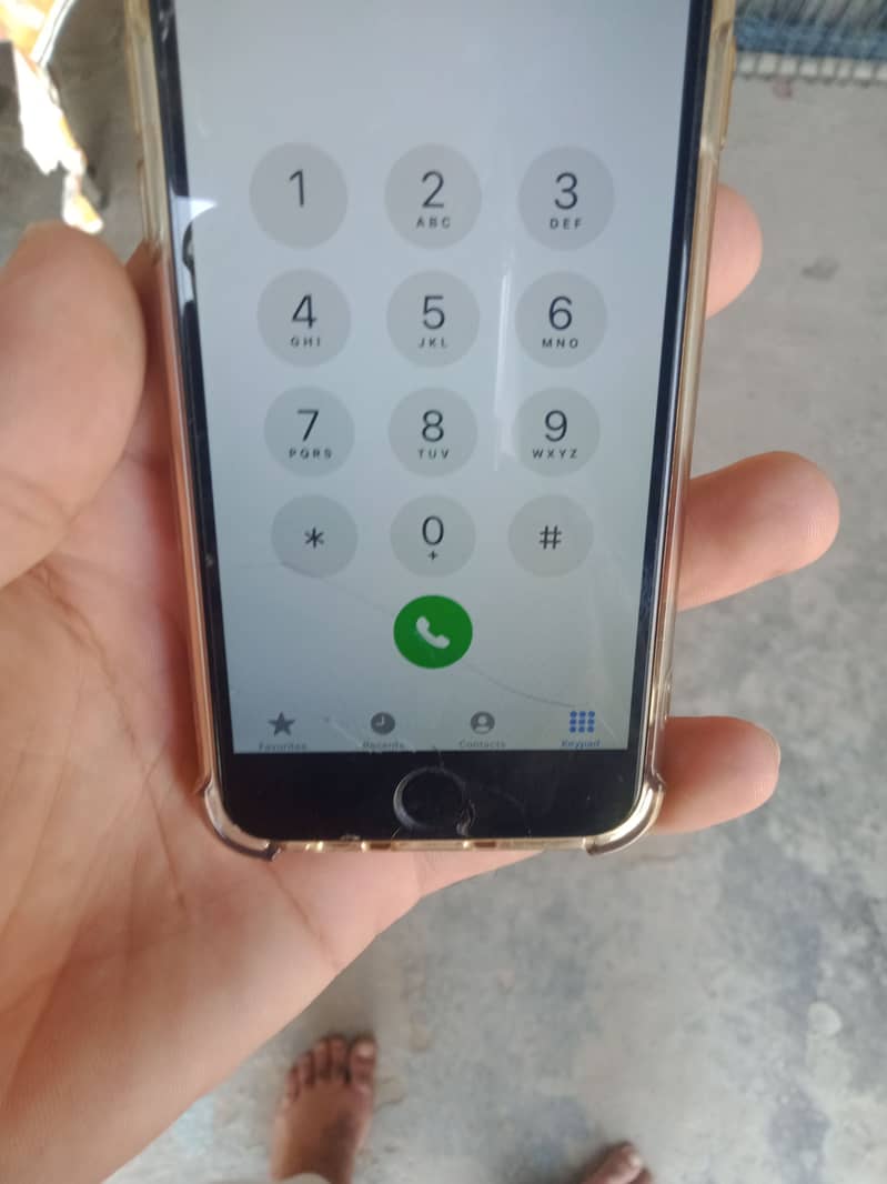 Apple iPhone 6S 4