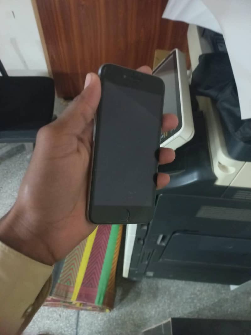 Apple iPhone 6S 7