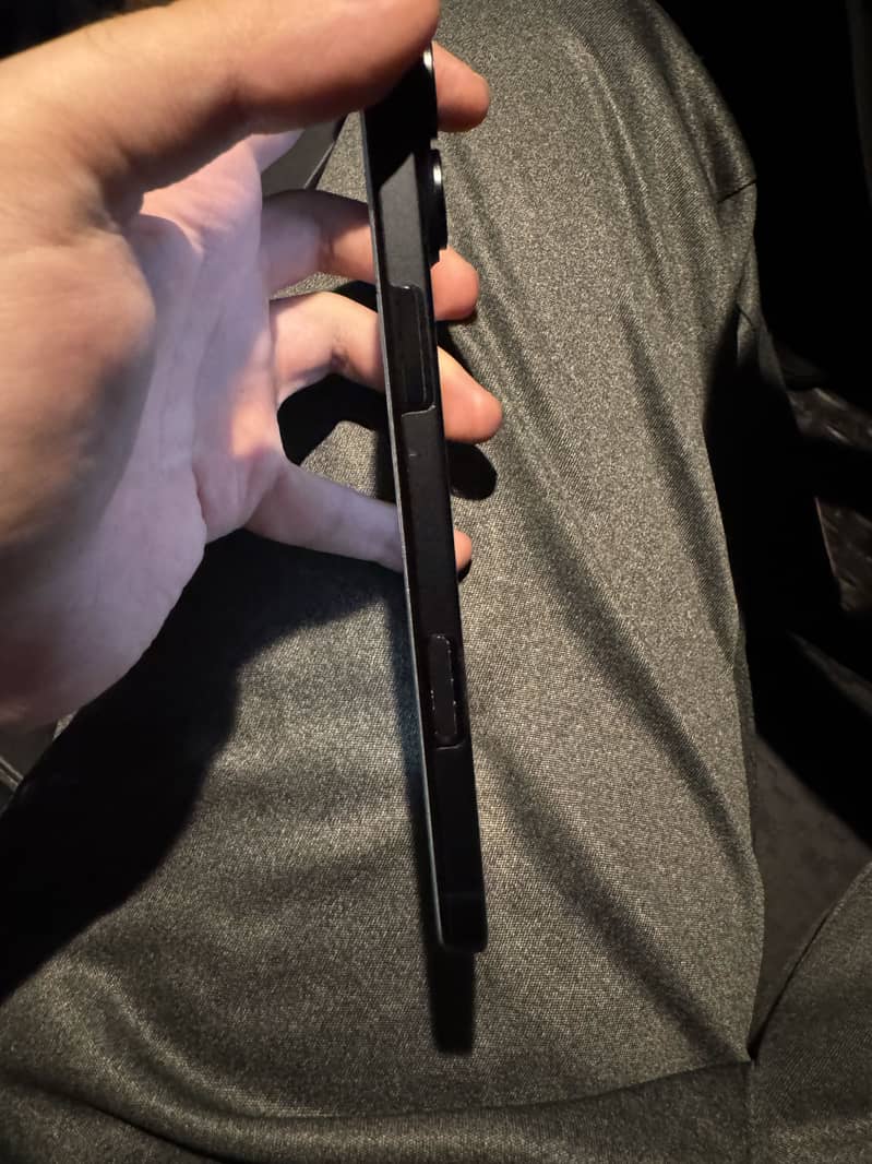 Apple iPhone 16 Plus 3