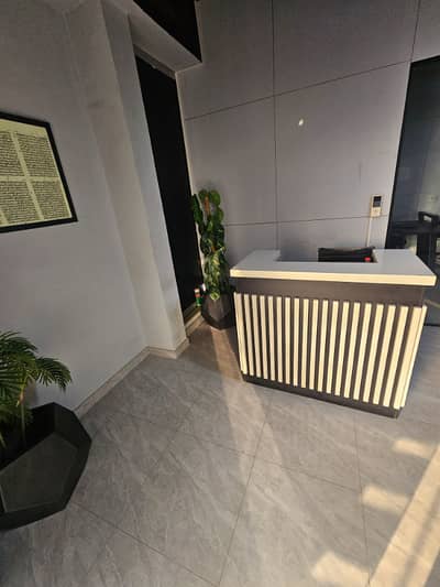 *6500 Sq Ft Fully Furnished Office For Rent - Johar Town - 2 Kanal Building - 100+ Seating - HR, Executive, Conference Room With Lift - Rs. 7.5 Lac*