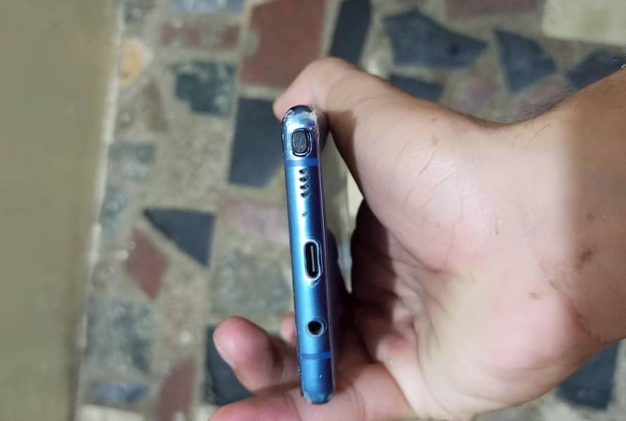 Samsung Galaxy note 8 edge screen 4/64 6