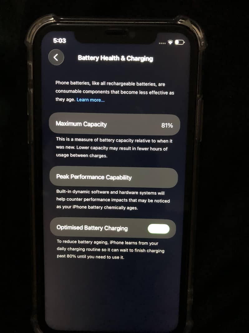 Apple iPhone 11 4