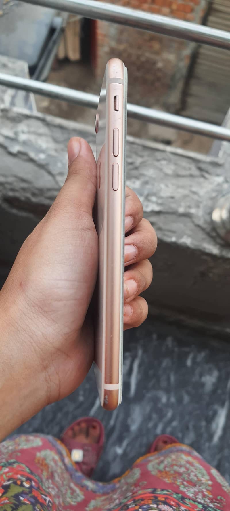 Apple iPhone 8 3