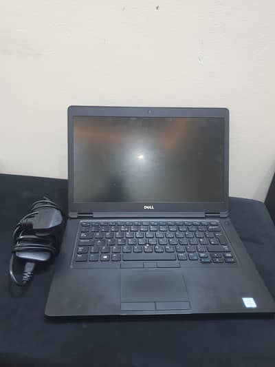 Dell Laptop with Intel core i5, 8gb Ram, 119 gb hard drive, 42 gb SSD
