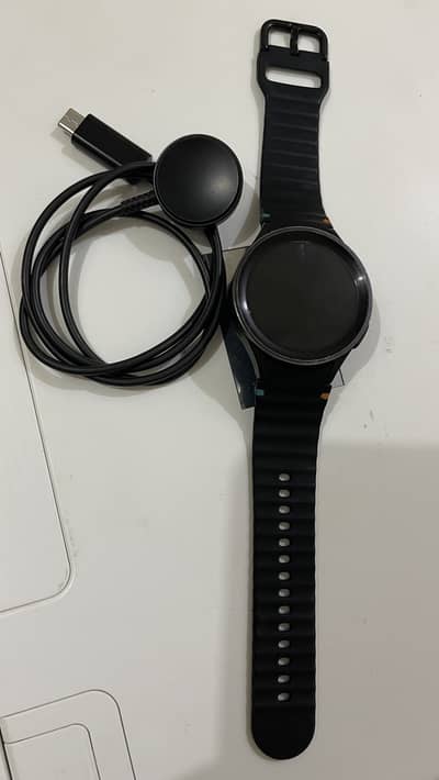 Samsung Galaxy Watch 5 Pro LTE and GPS (45mm)