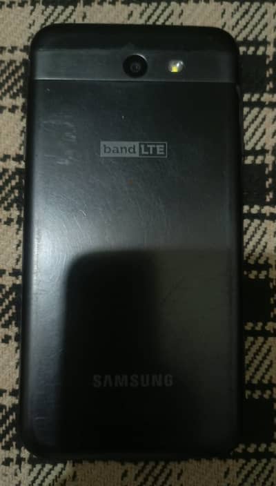 Samsung Mobile J5