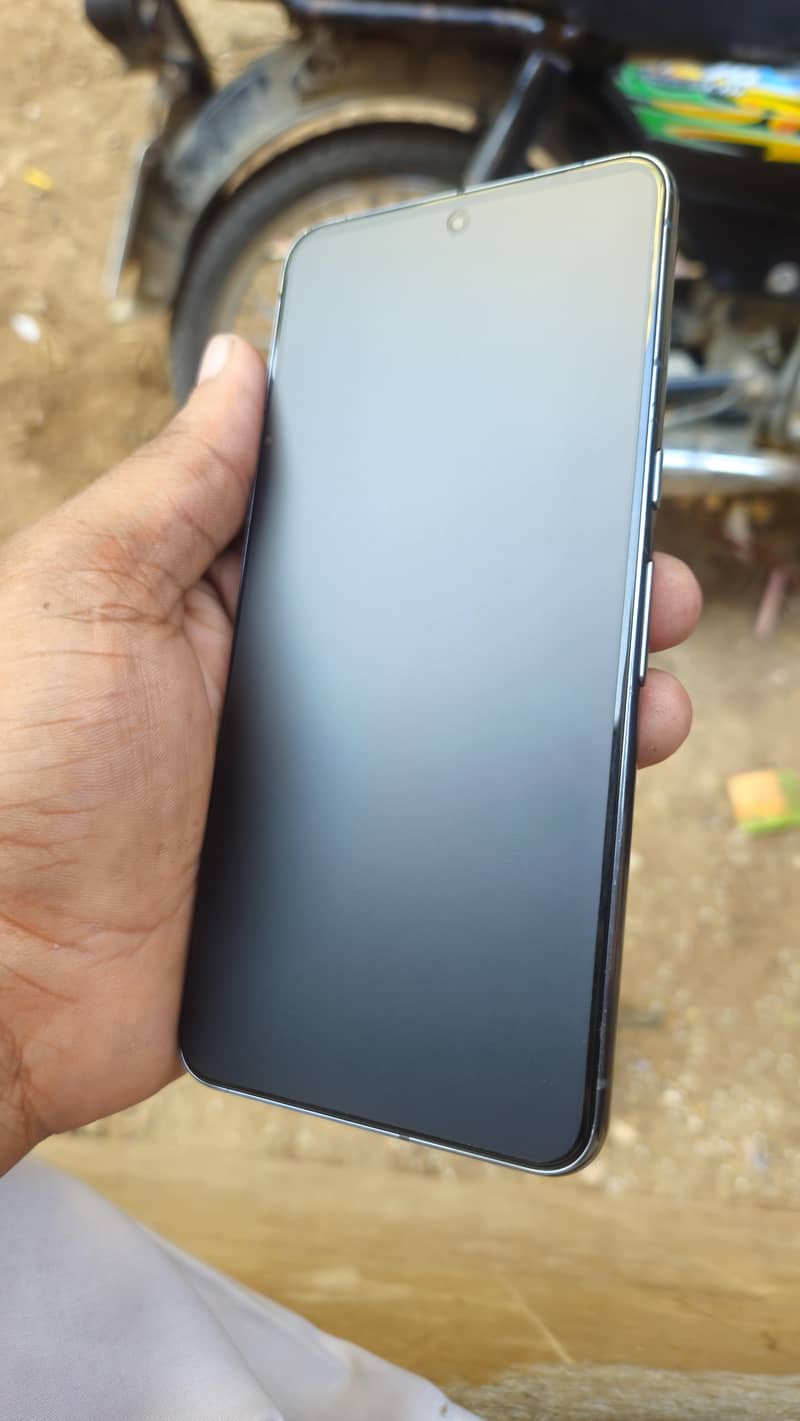 Google Pixel 8 Pro 2