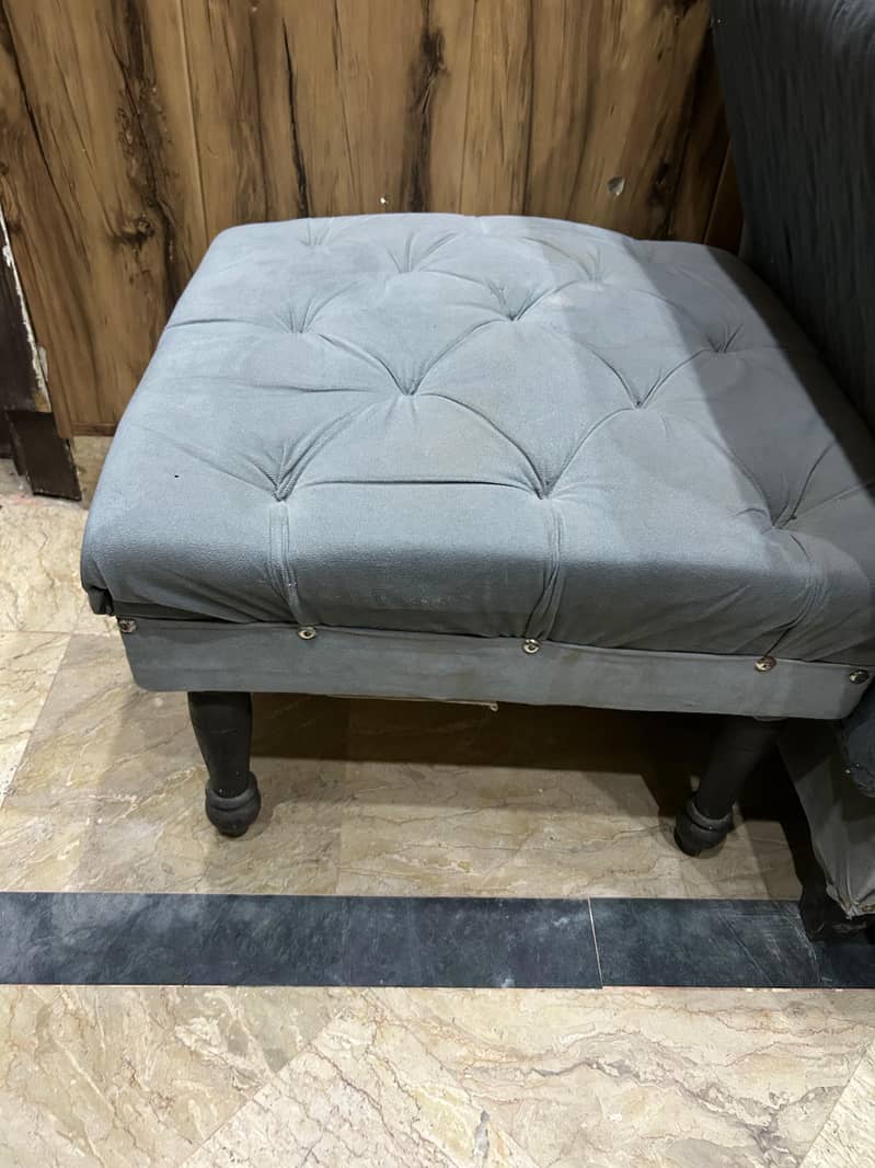 sofa set + deewan+ stools 4