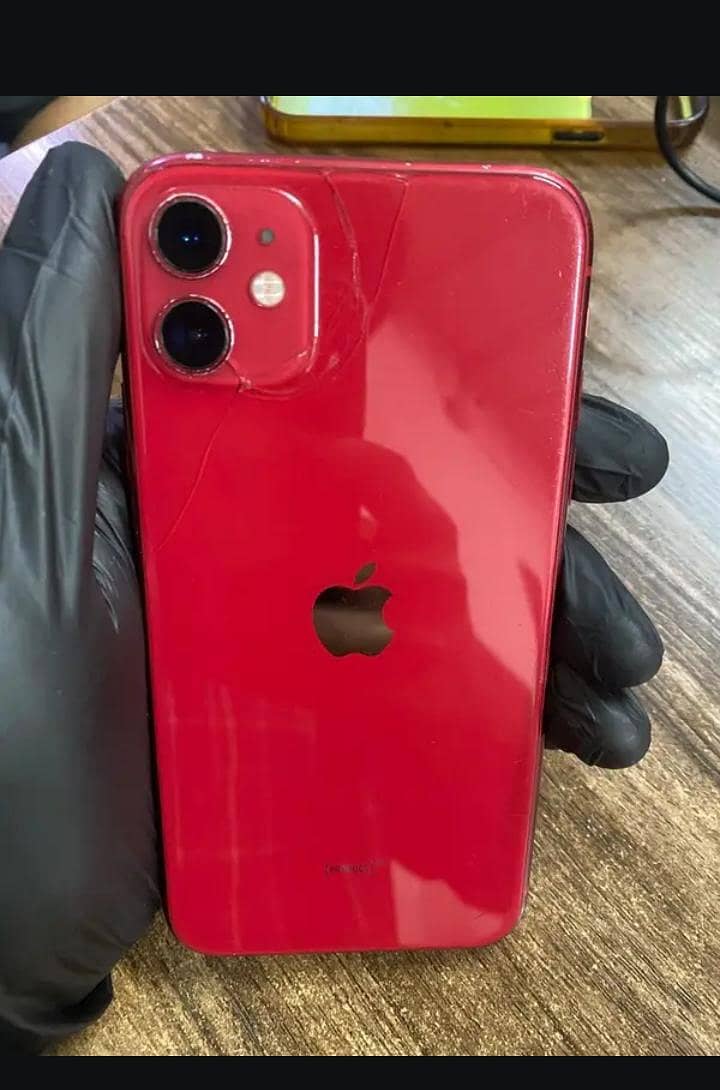 Apple iPhone 11 4