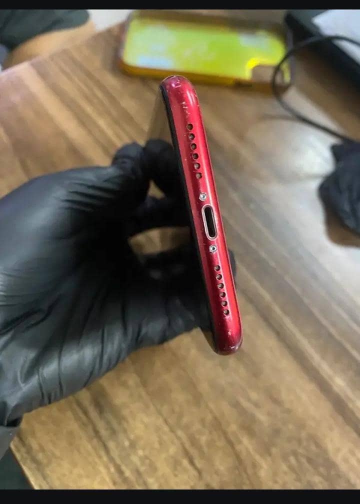 Apple iPhone 11 5