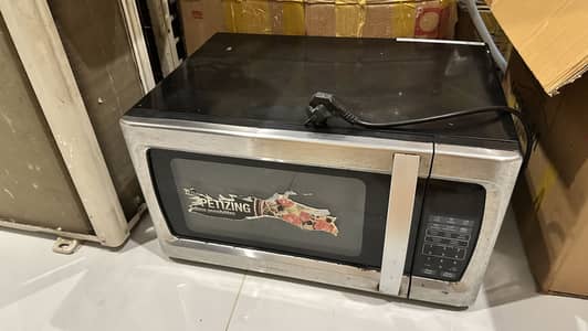 Digital Dawlance Microwave-oven for urgent sale