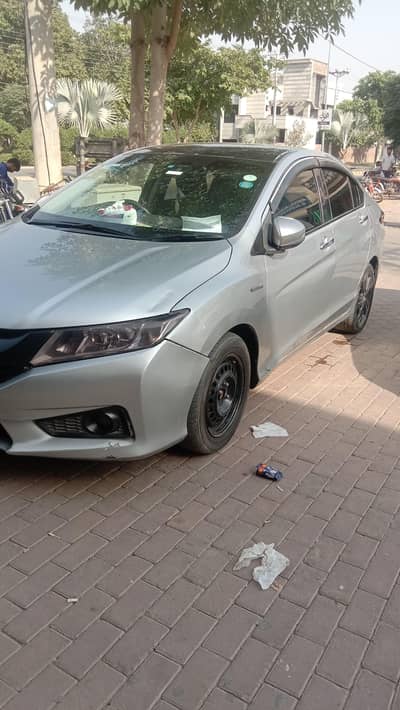 Honda Grace Hybrid 2014