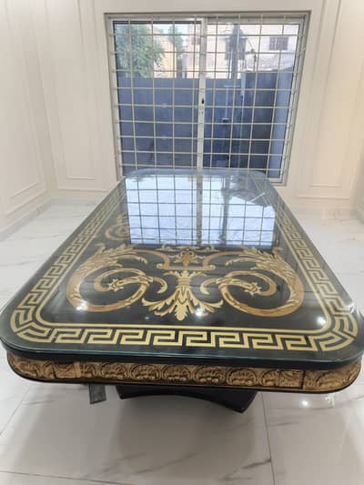 dinning table with 8 chairs