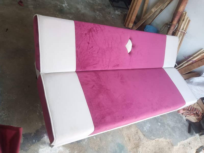 Attari Sofa's 1