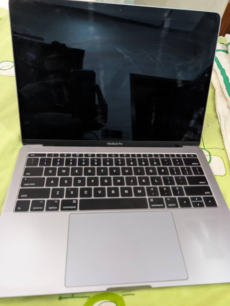 Macbook pro 2017 2