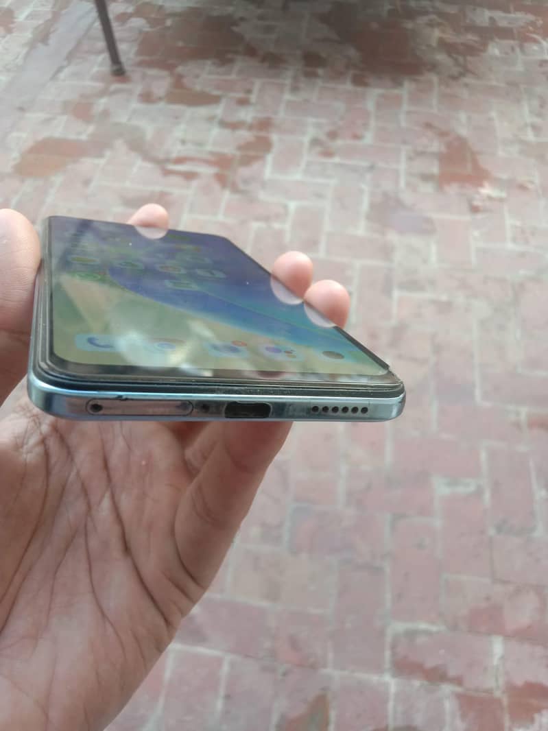 Vivo V21 11
