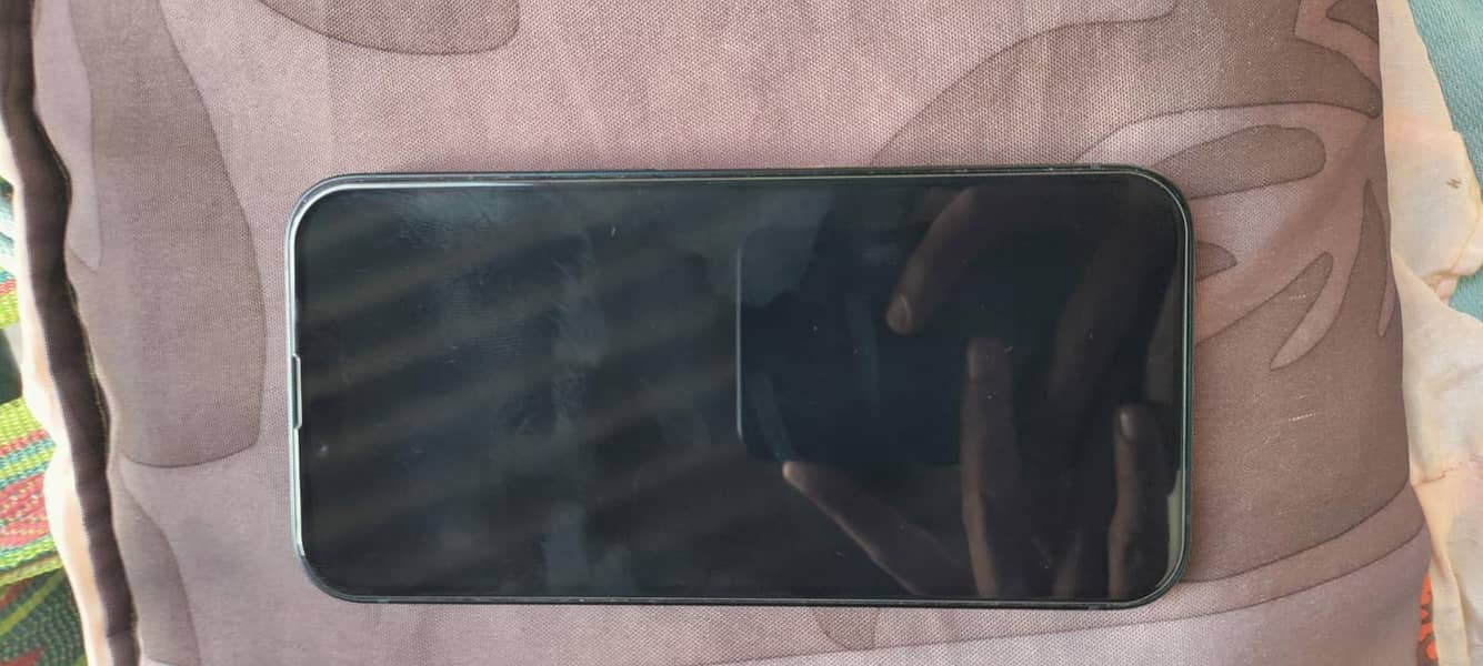 Apple iPhone 13 2