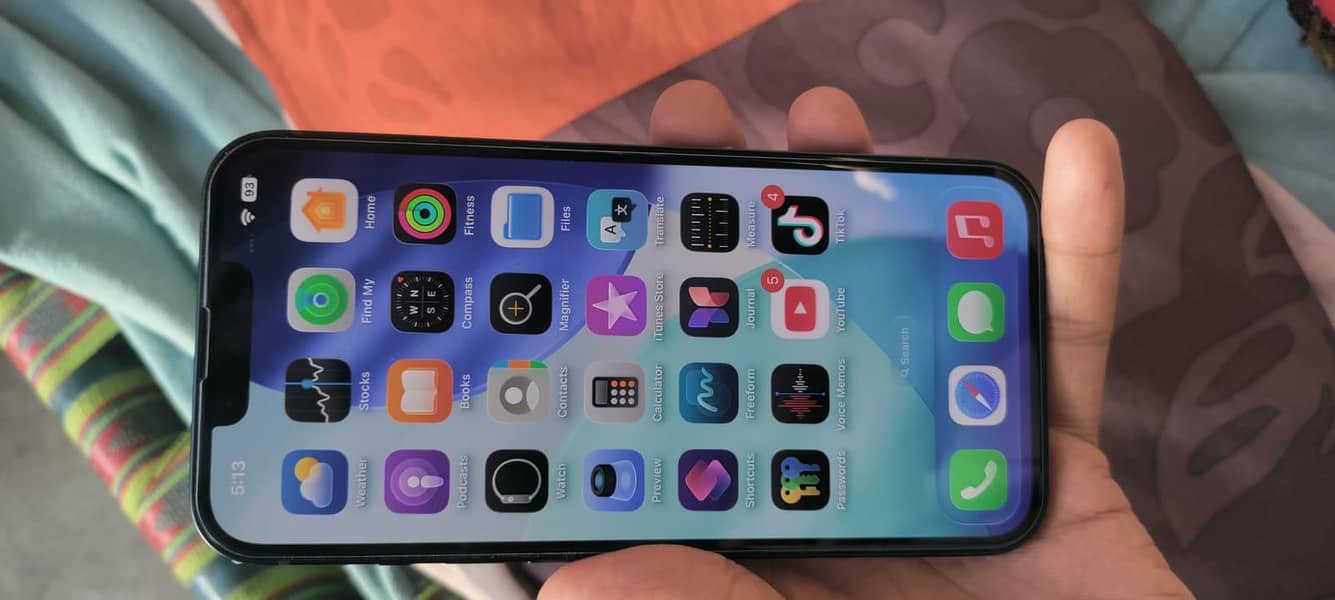 Apple iPhone 13 3