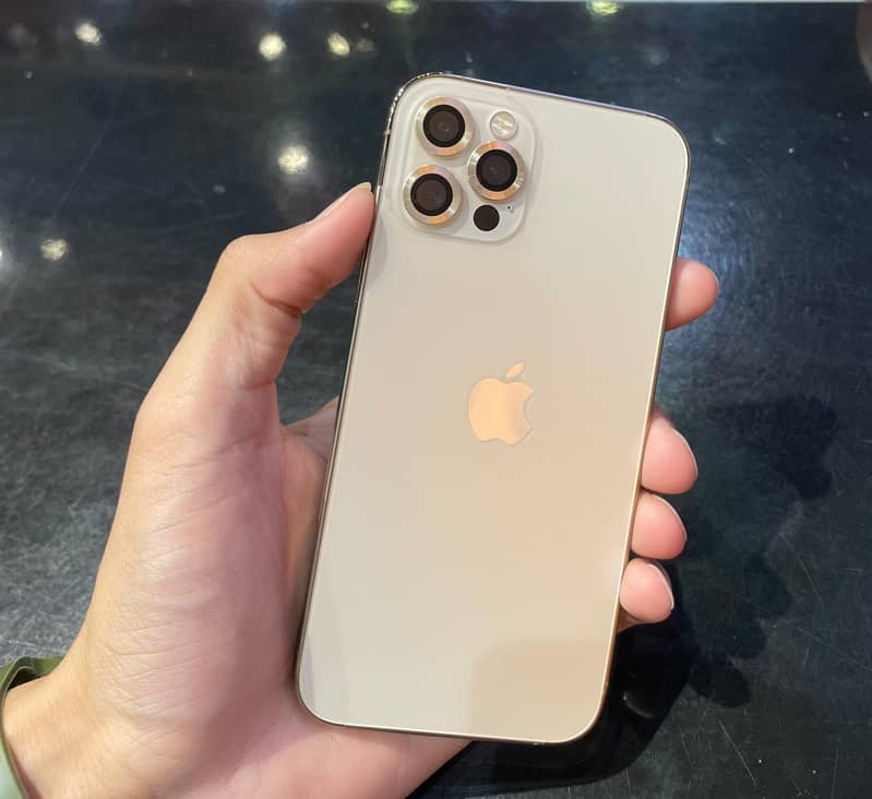 Apple iPhone 12 Pro 1