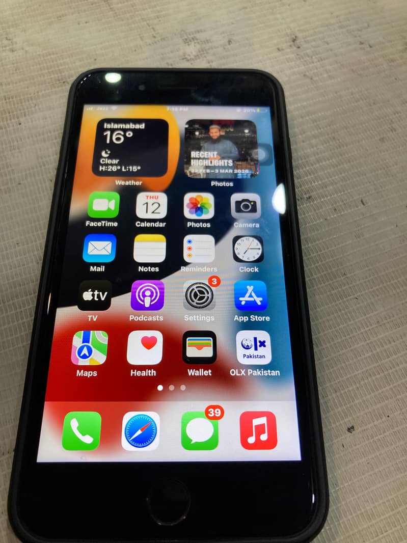 Apple iPhone 7 Plus 4