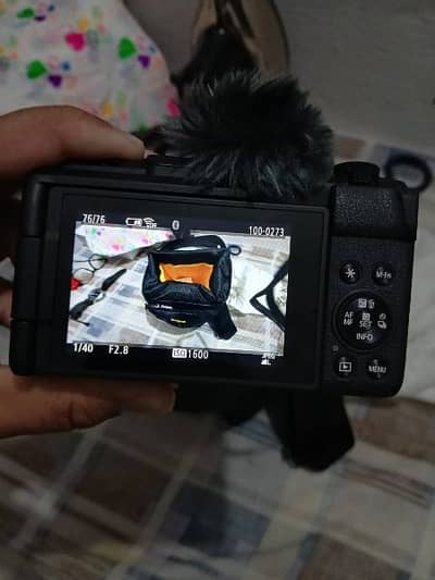 Canon PowerShot V1