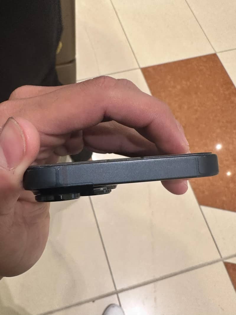 Apple iPhone 14 2