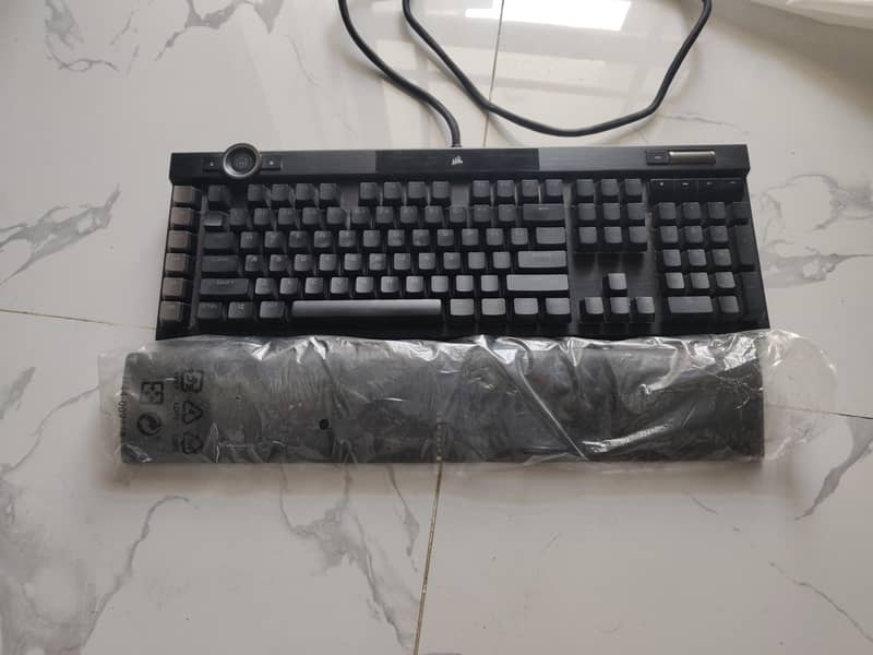 Corsair K100 RGB Keyboard - Computer Components - 1120084336