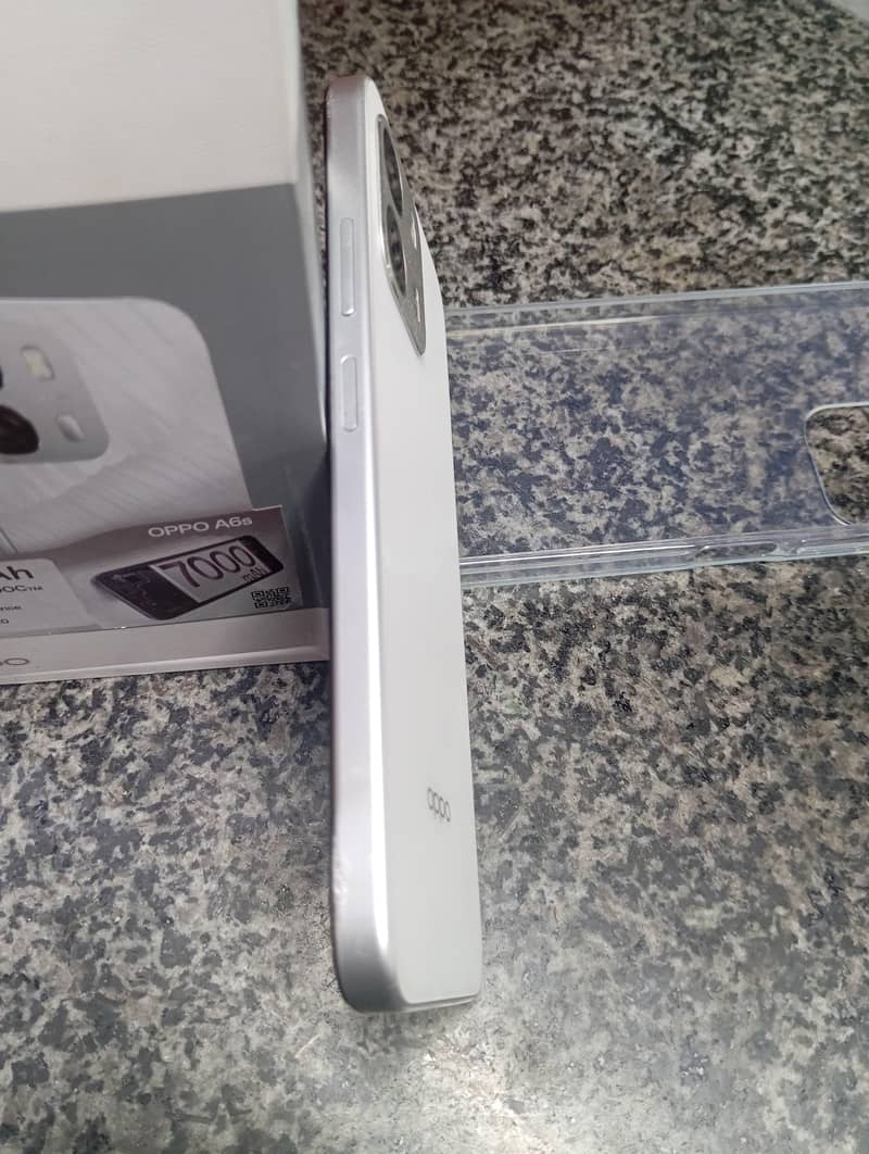 OPPO A6s 3