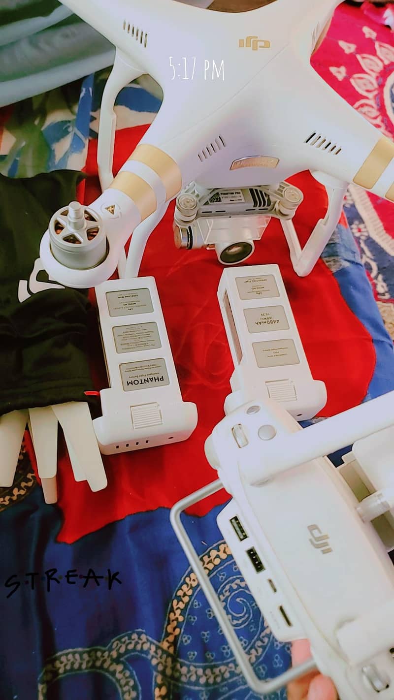 DJI phantom 3 pro 10/10condition 2