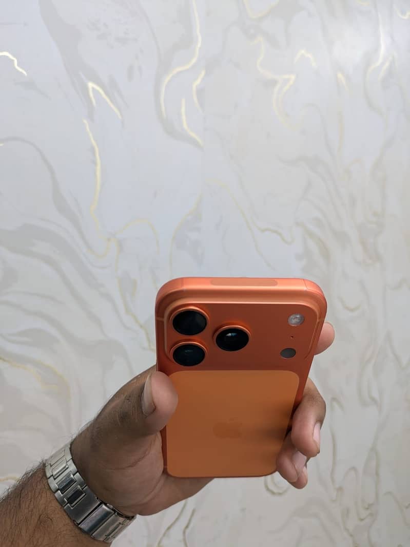 Apple iPhone 17 Pro 2