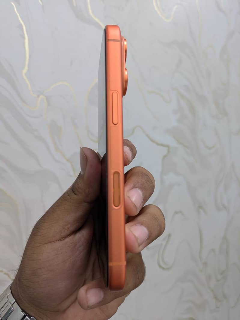 Apple iPhone 17 Pro 4