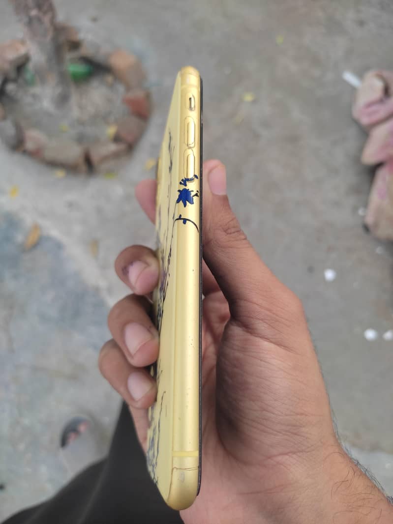 Apple iPhone 11 2