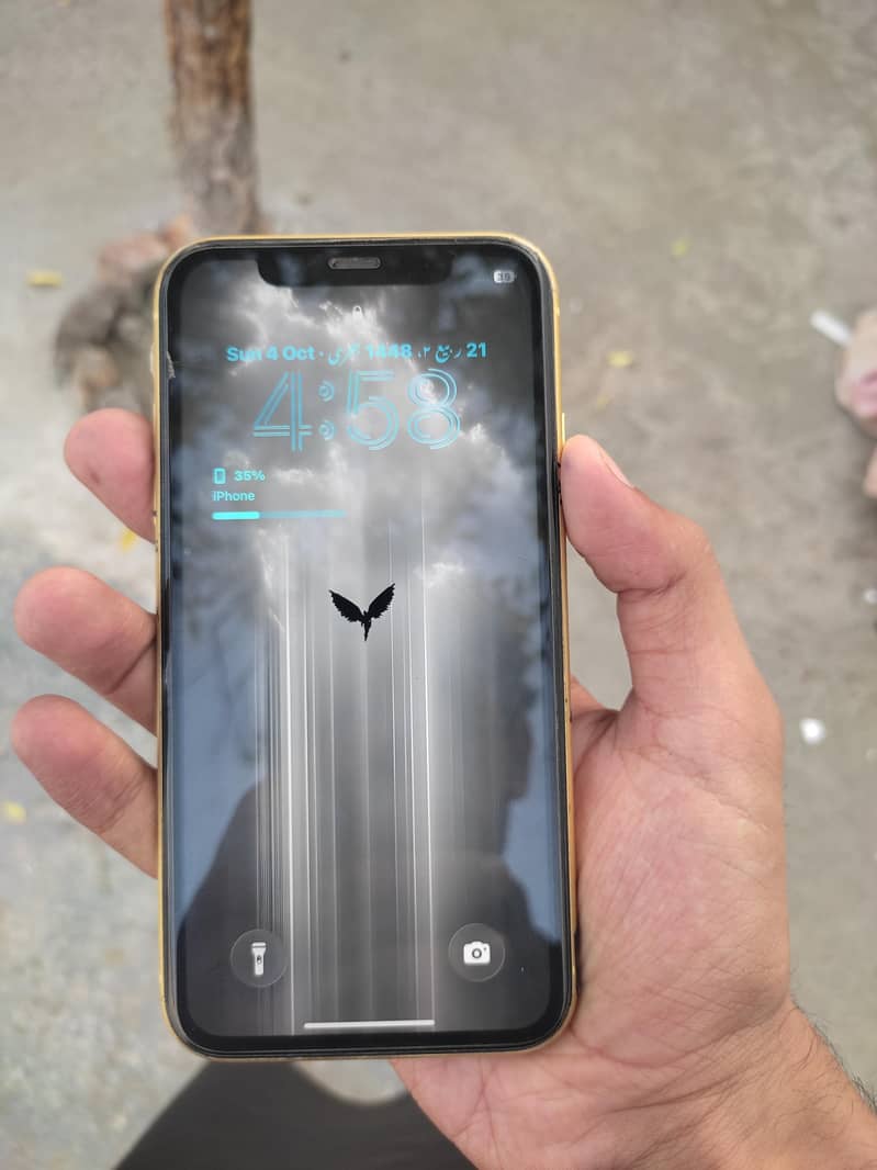 Apple iPhone 11 3