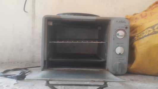 microwave oven