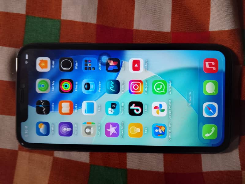 Apple iPhone 11 0