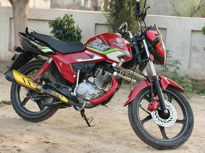 HONDA CB 125F 2026