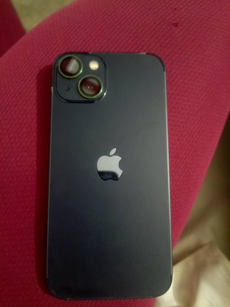 Apple iPhone 13 4