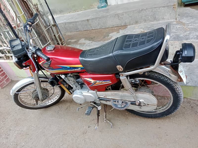 CG 125 2